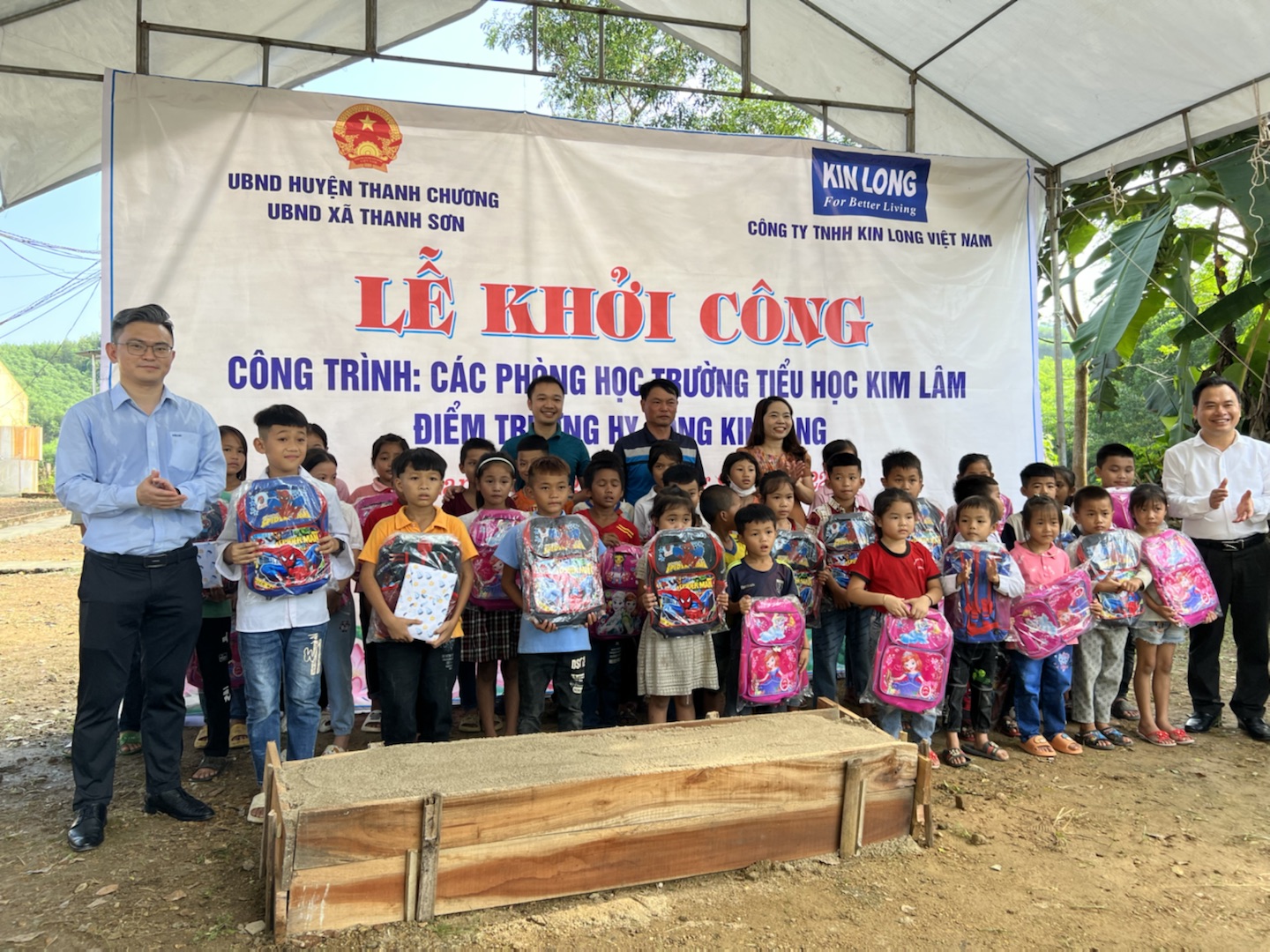Return visit to Kinlong Social Charity School（India）